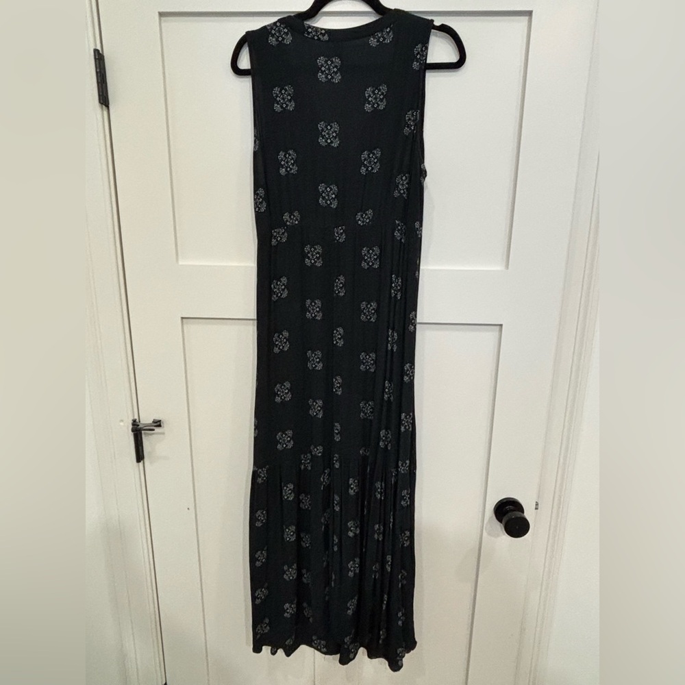 Universal Thread Black Maxi Dress - Picture 6 of 7